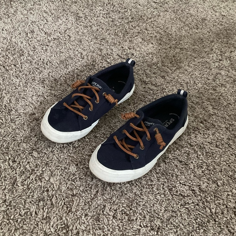 Sperry boat shoes. Navy blue. Size 7 women’s.